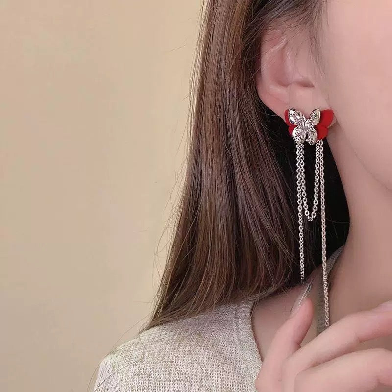 Charming Earring for Any Occasion