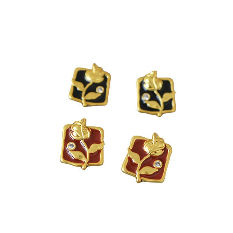 Elegant Gold Earring for Every Occasion