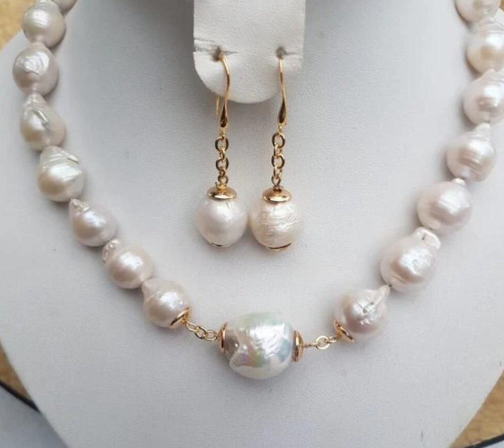 Charming Pearl Necklace for Any Occasion