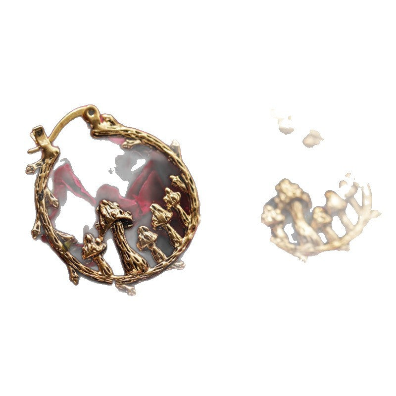 Charming Gold Earring for Any Occasion