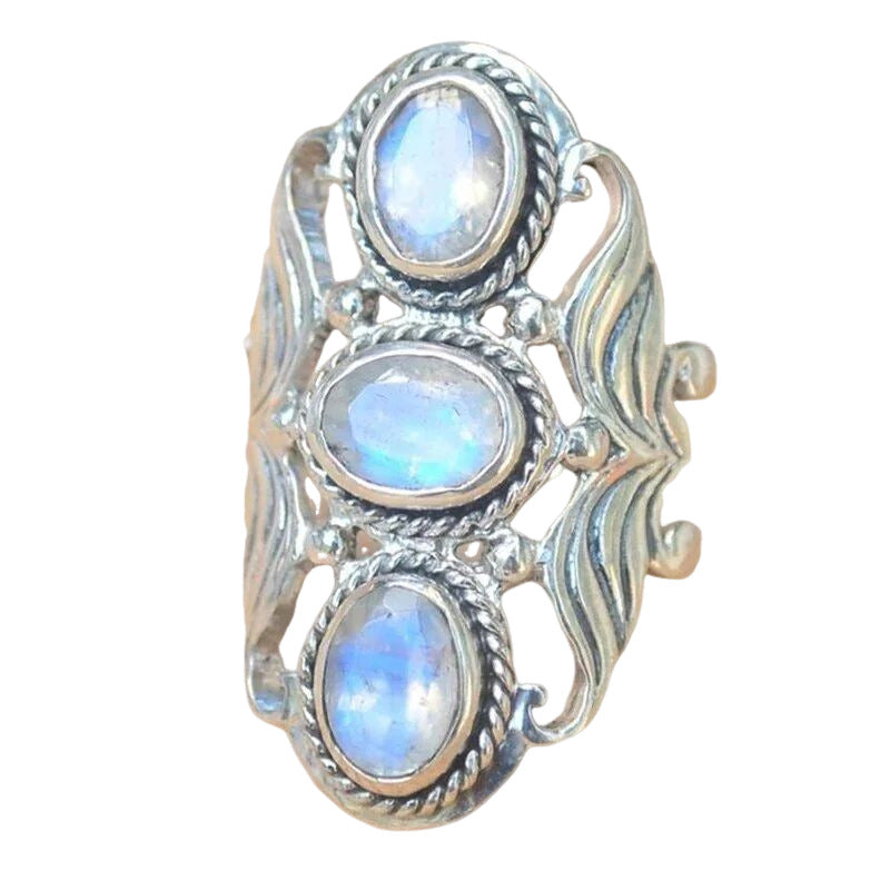 Charming Silver Ring for Any Occasion