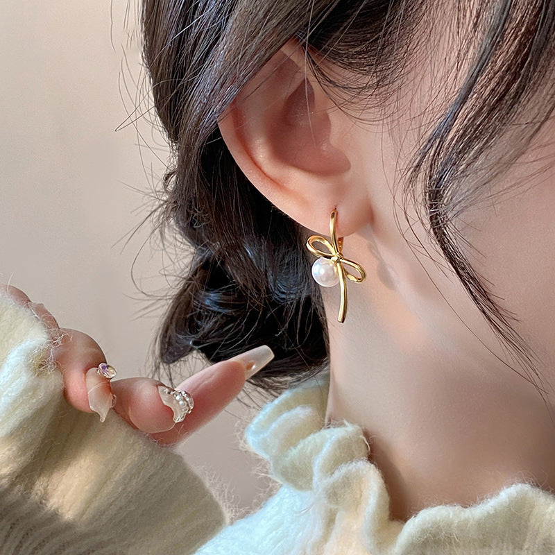 Delicate Artisan Pearl Earring