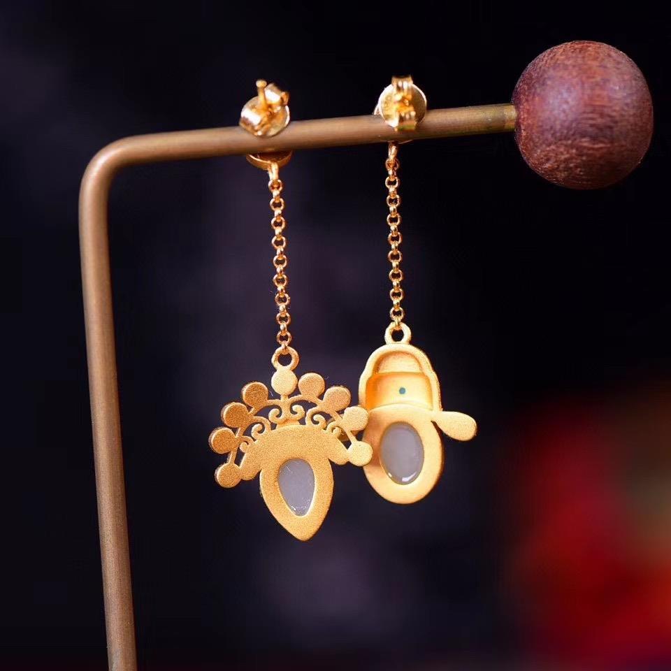 Delicate Artisan Silver Earring