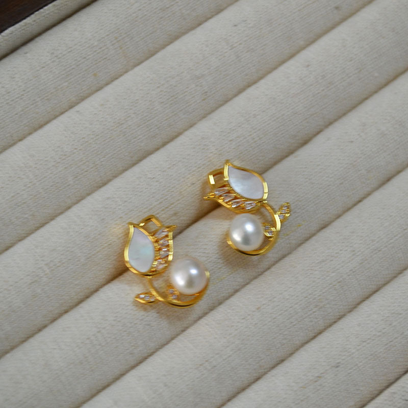 Stunning Silver Earring for Daily Wear