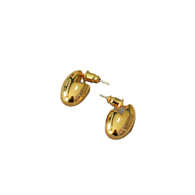 Stunning Gold Earring for Daily Wear