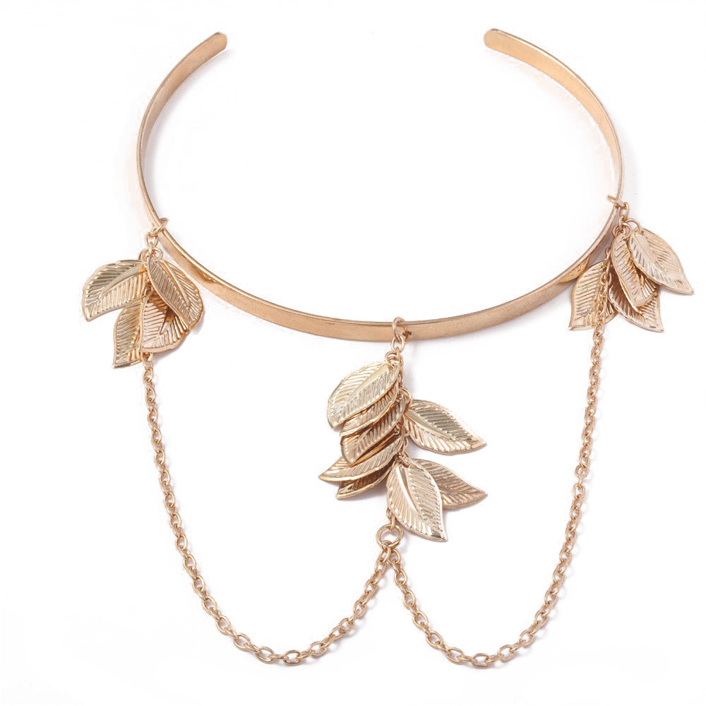 Classic Gold Bracelet with Timeless Appeal