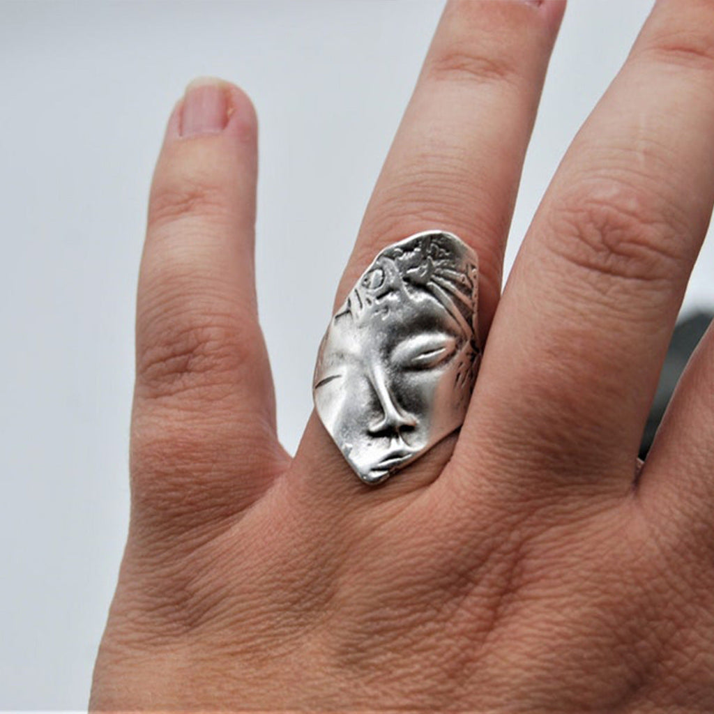 Stunning Ring for Daily Wear