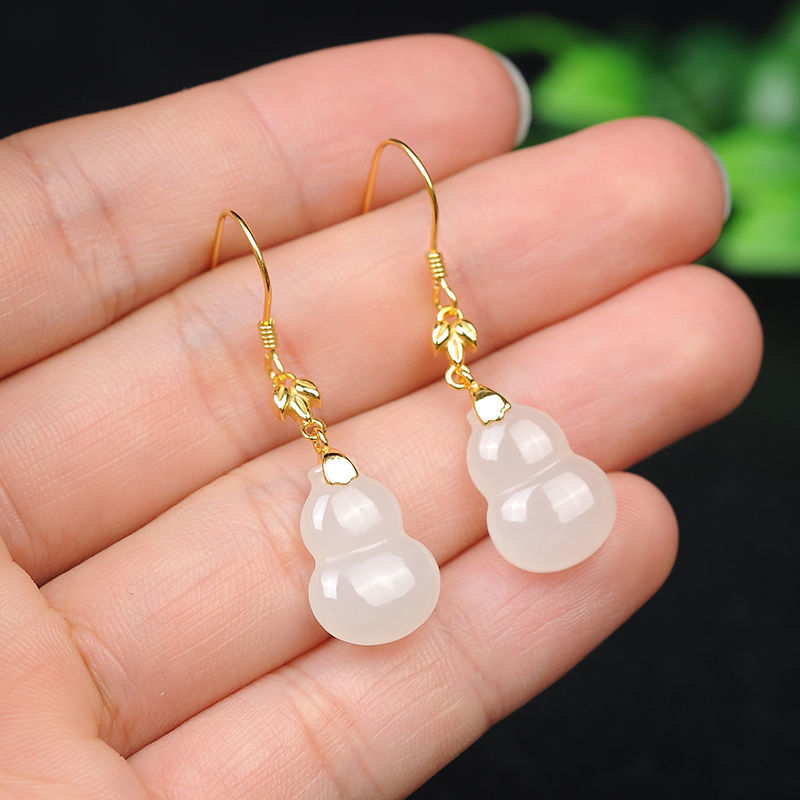 Beautiful Gold Earring with Unique Style