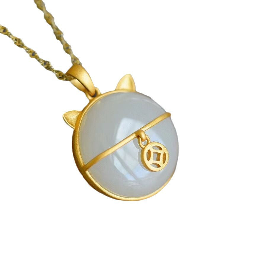 Beautiful Silver Necklace with Unique Style