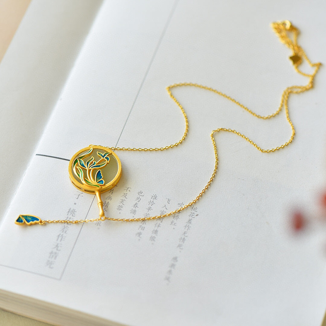 Classic Silver Necklace with Timeless Appeal