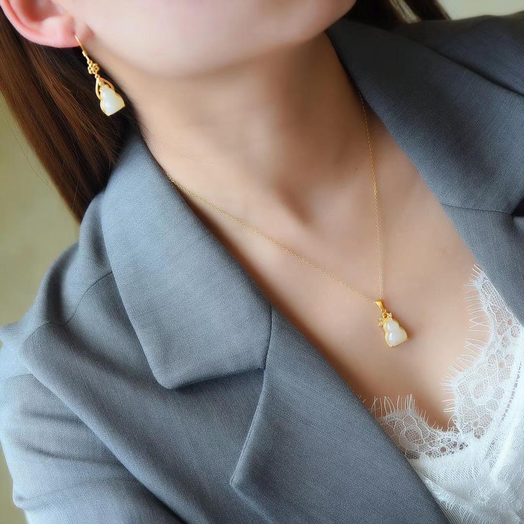 Romantic Necklace for Special Moments