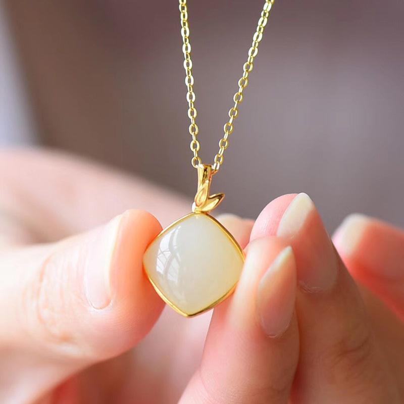Elegant Gold Set for Every Occasion