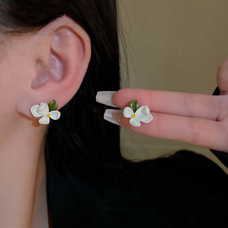 Vintage Handmade Earring