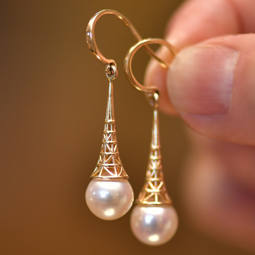 Charming Pearl Earring for Any Occasion