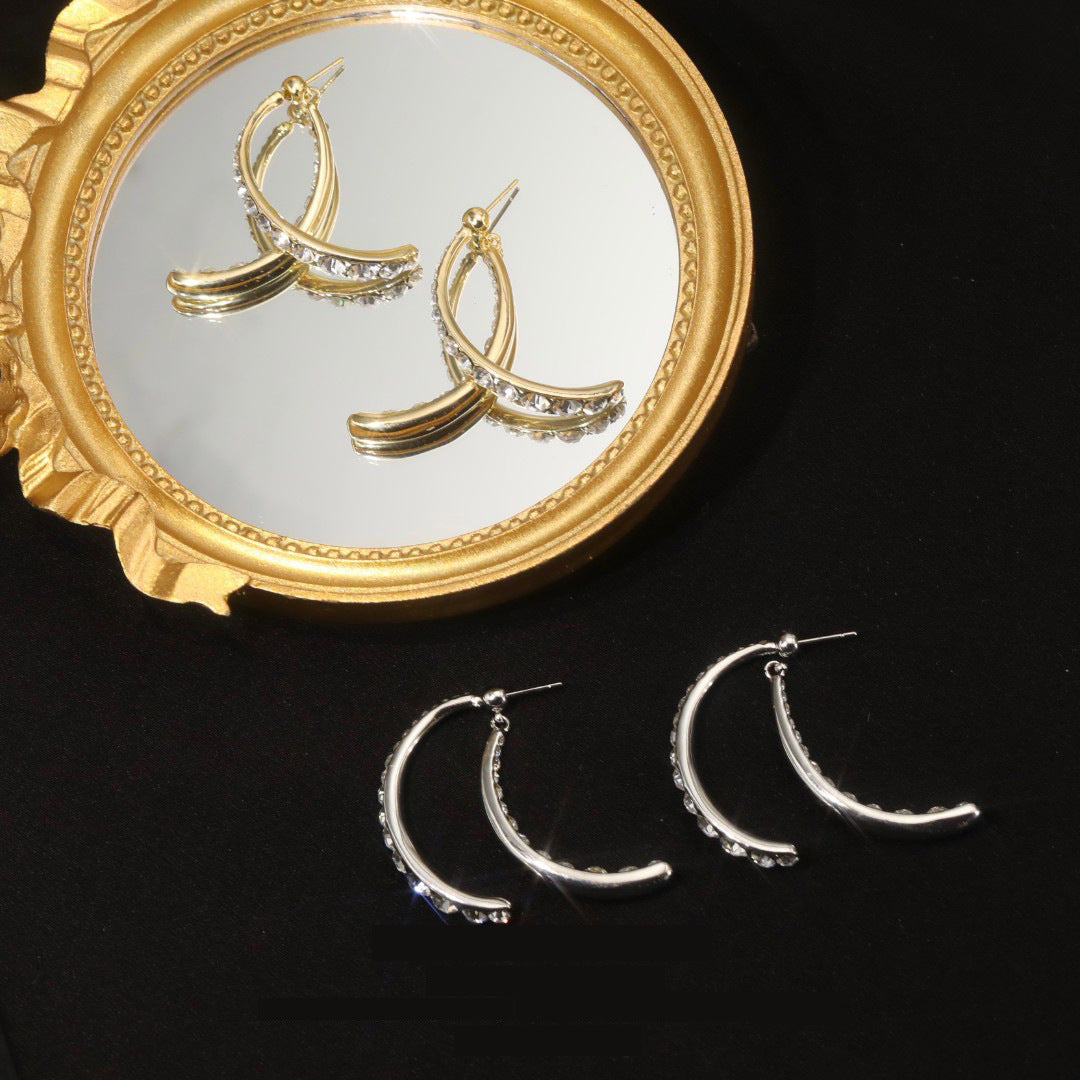 Charming Piece for Any Occasion
