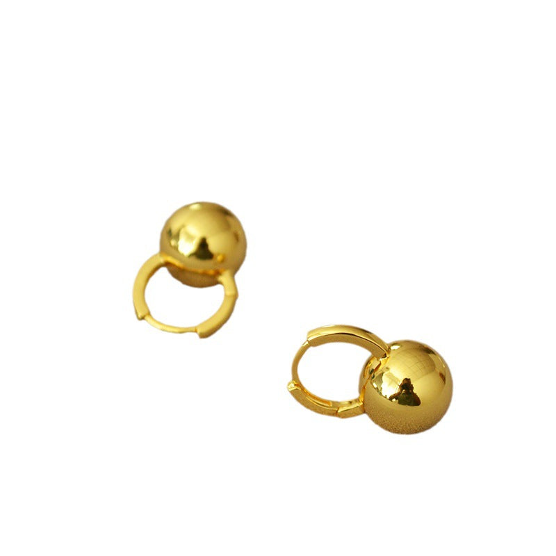 Elegant Gold Earring for Every Occasion