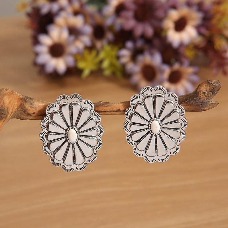 Classic Earring with Timeless Appeal