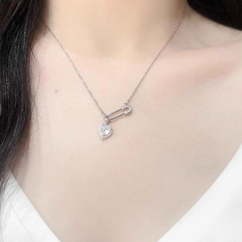 Stunning Necklace for Daily Wear