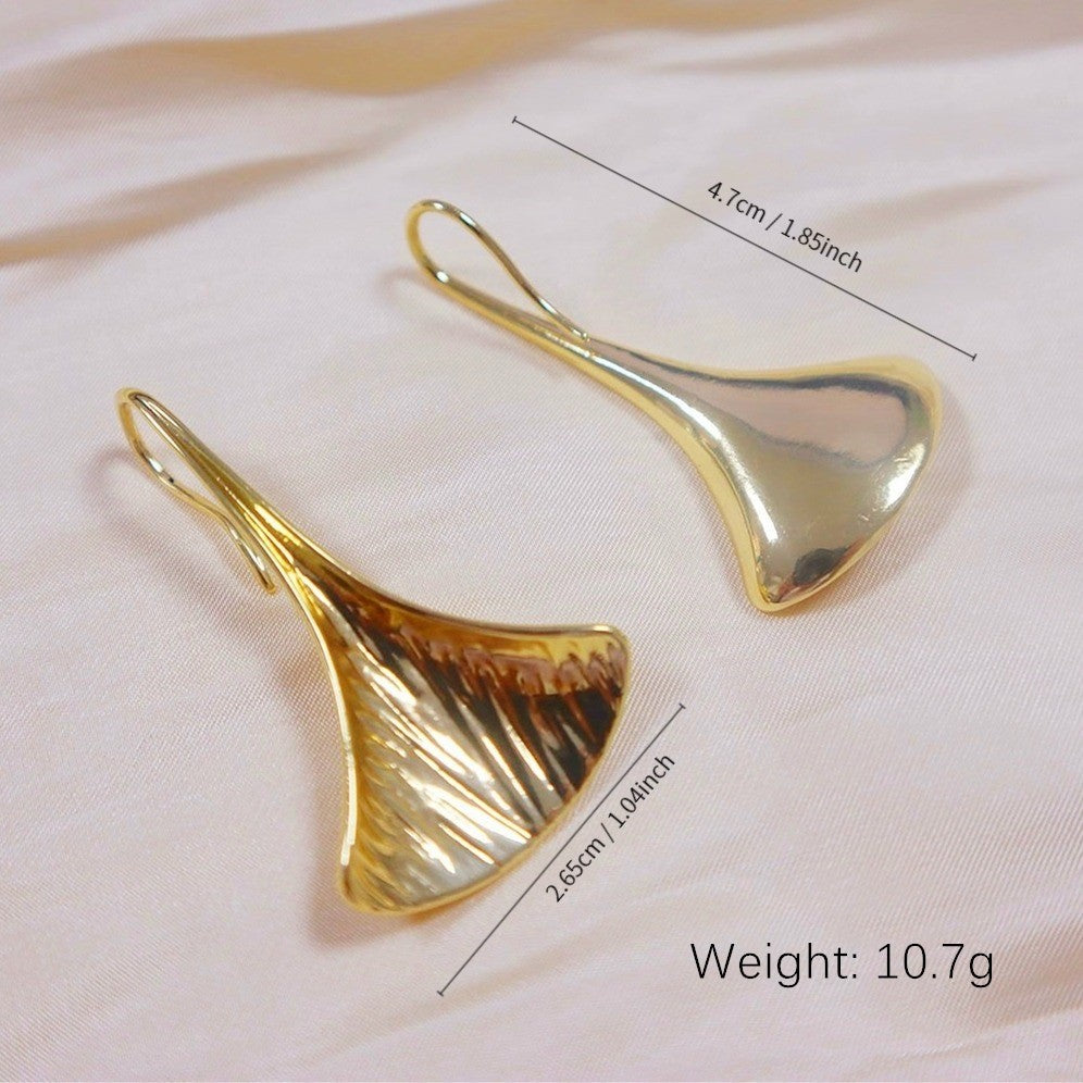 Charming Earring for Any Occasion
