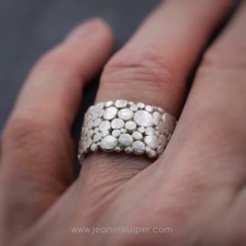 Stunning Silver Ring for Daily Wear