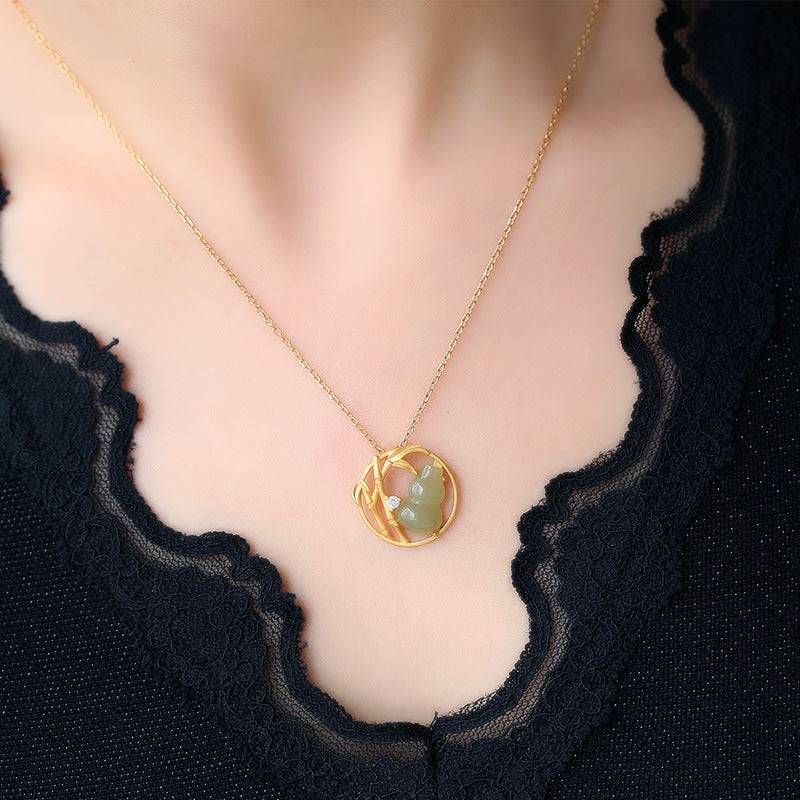 Romantic Gold Pendant for Special Moments