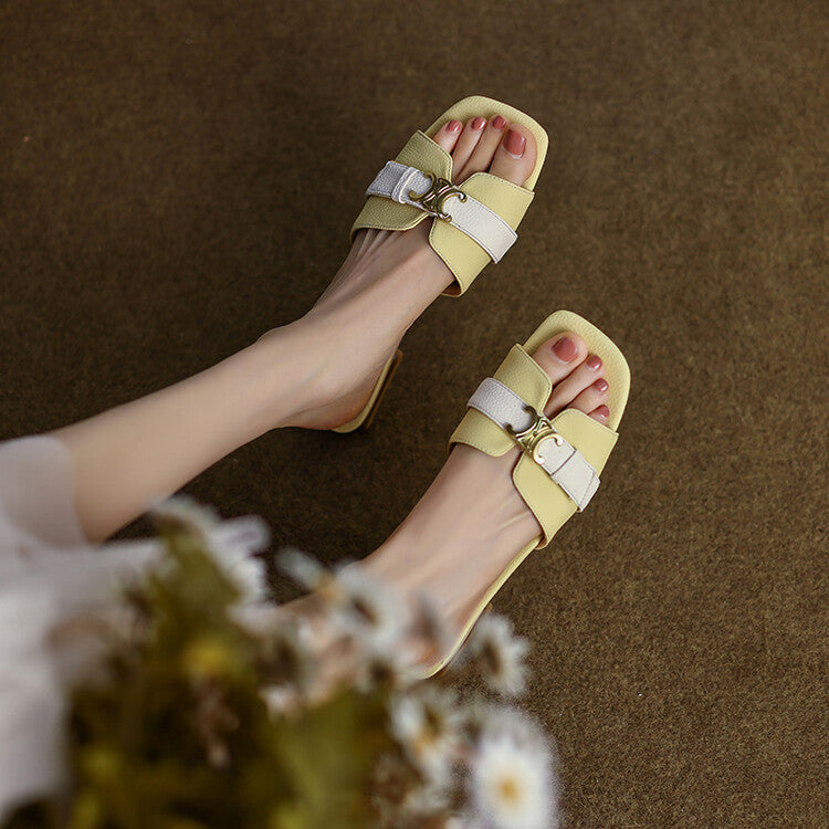 Graceful Orthopedic Sandals for Modern Look