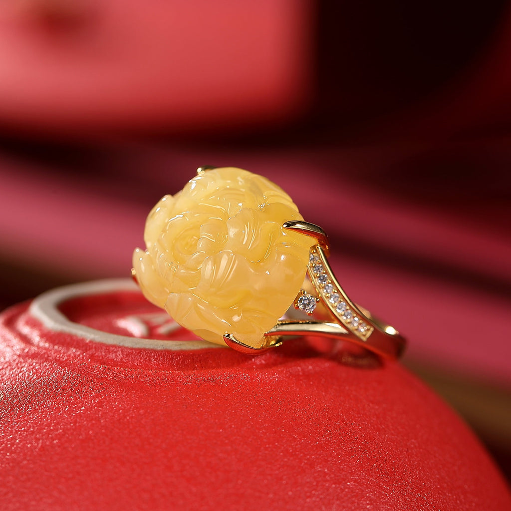 Stunning Gold Ring for Daily Wear