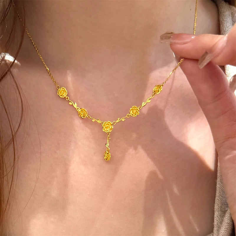 Charming Gold Necklace for Any Occasion