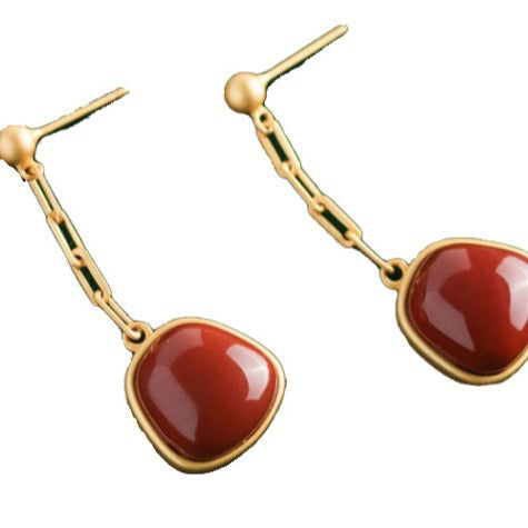 Elegant Gold Earring for Every Occasion