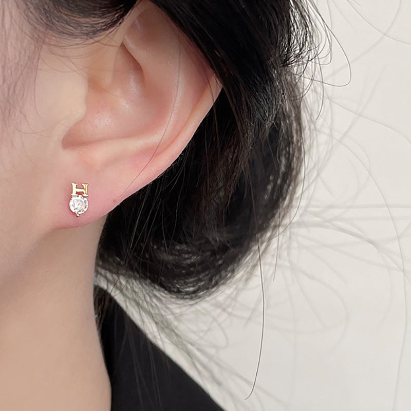 Stunning Earring for Daily Wear