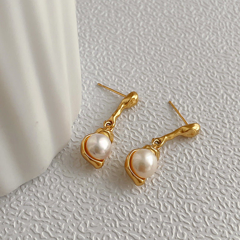 Stunning Pearl Earring for Daily Wear