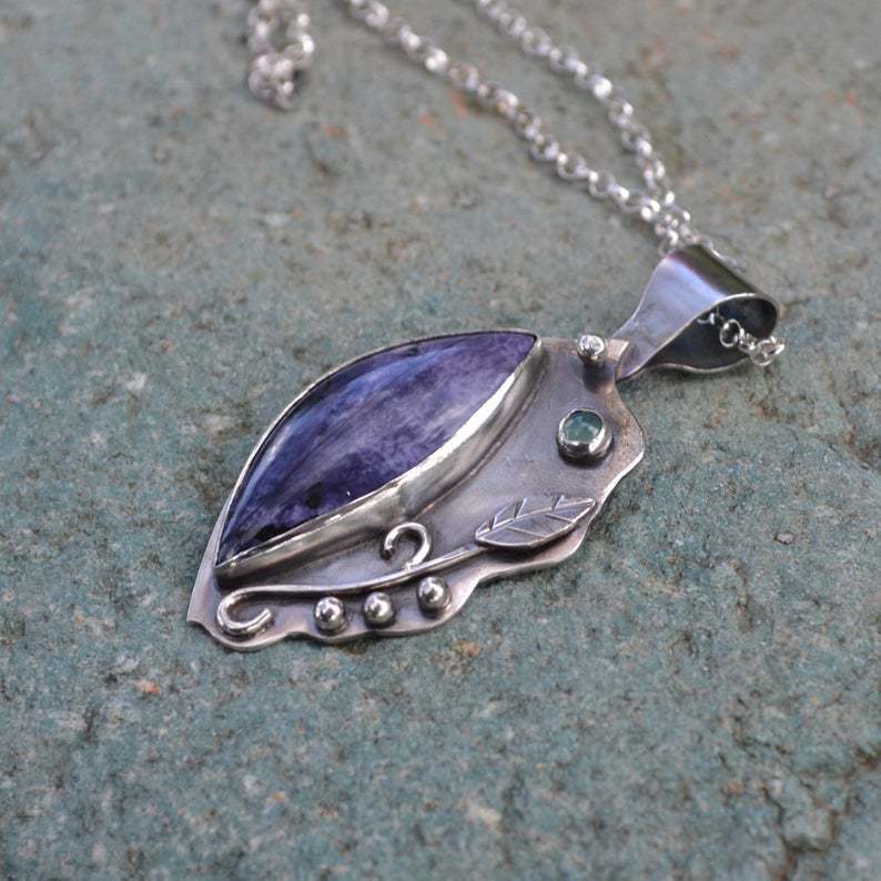 Romantic Necklace for Special Moments