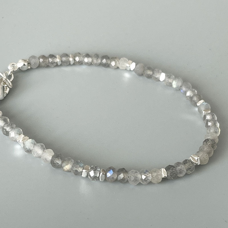 Classic Silver Bracelet with Timeless Appeal