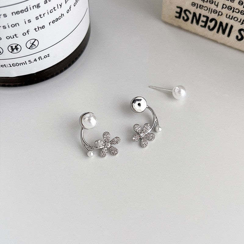 Stunning Pearl Earring for Daily Wear