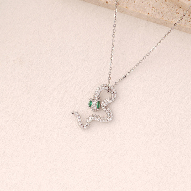 Charming Necklace for Any Occasion