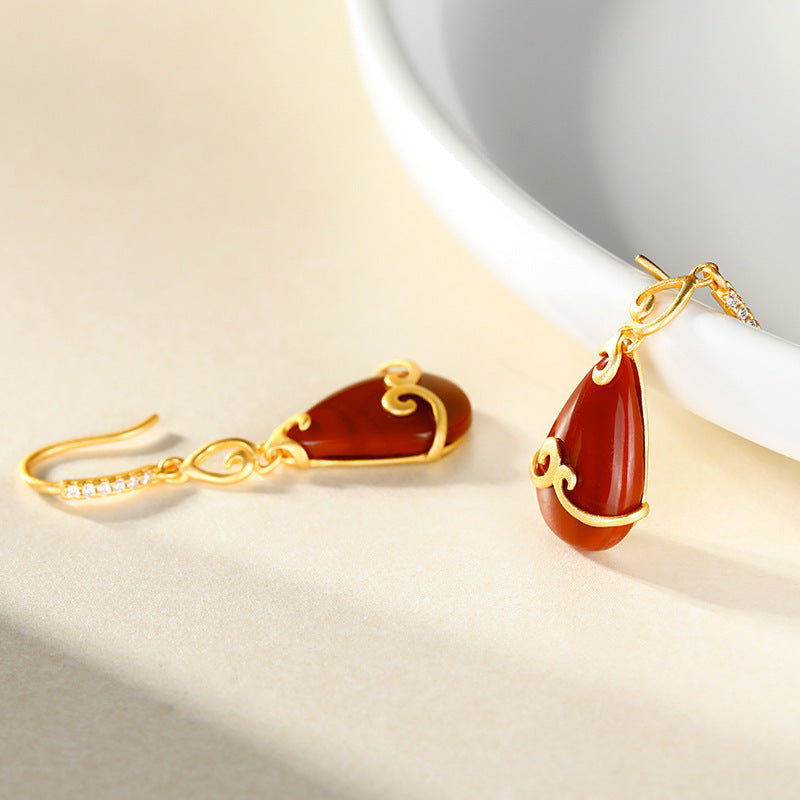 Beautiful Gold Earring with Unique Style