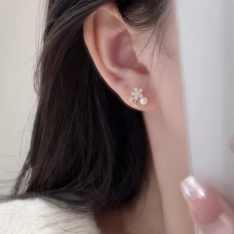 Classic Pearl Earring with Timeless Appeal