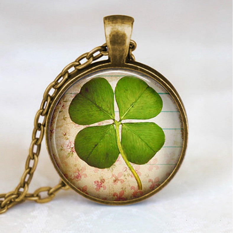 Stunning Necklace for Daily Wear
