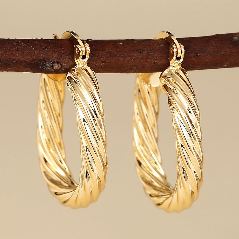 Classic Earring with Timeless Appeal
