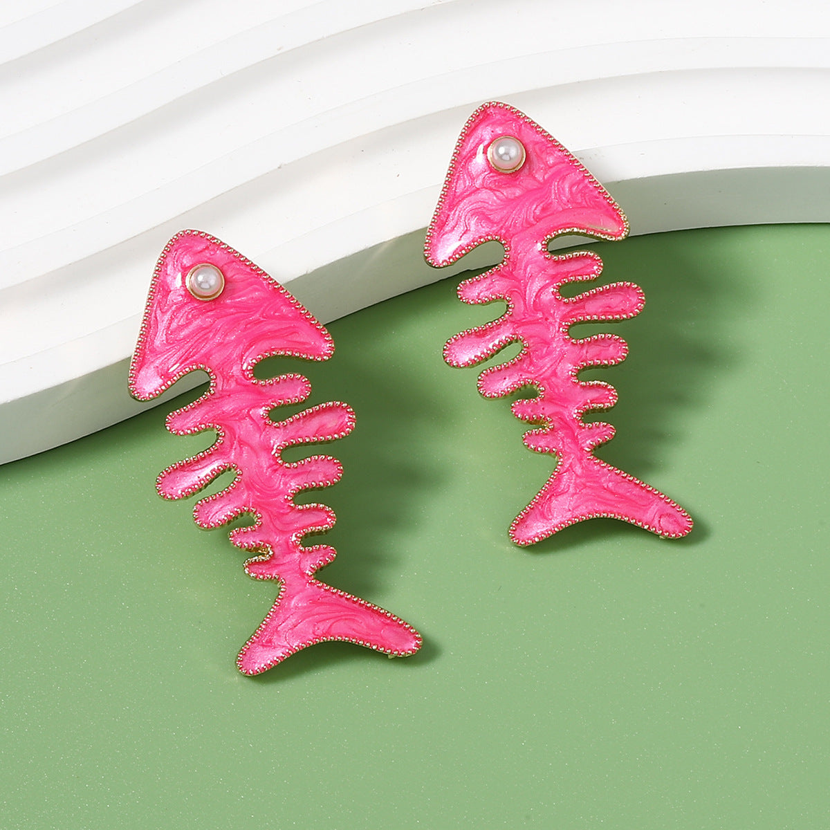 Charming Earring for Any Occasion