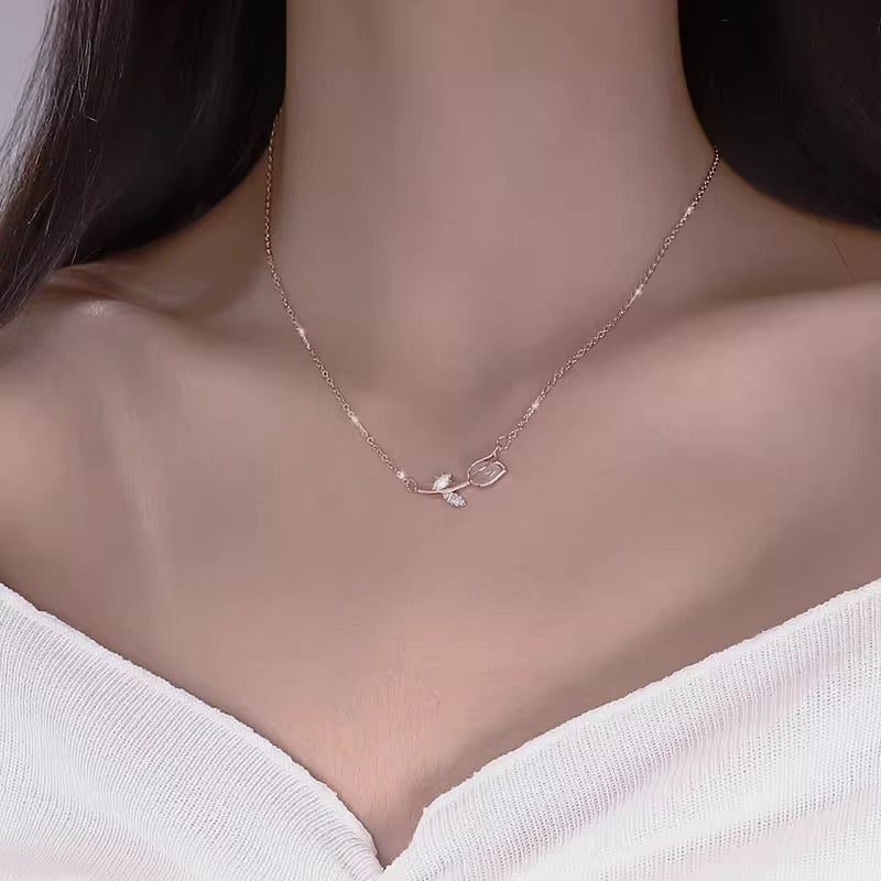 Stunning Necklace for Daily Wear