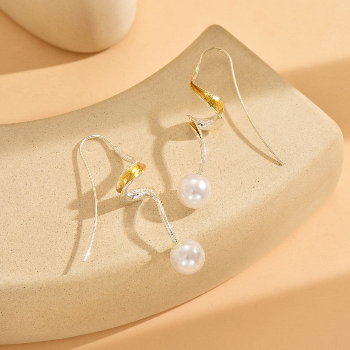 Stunning Earring for Daily Wear