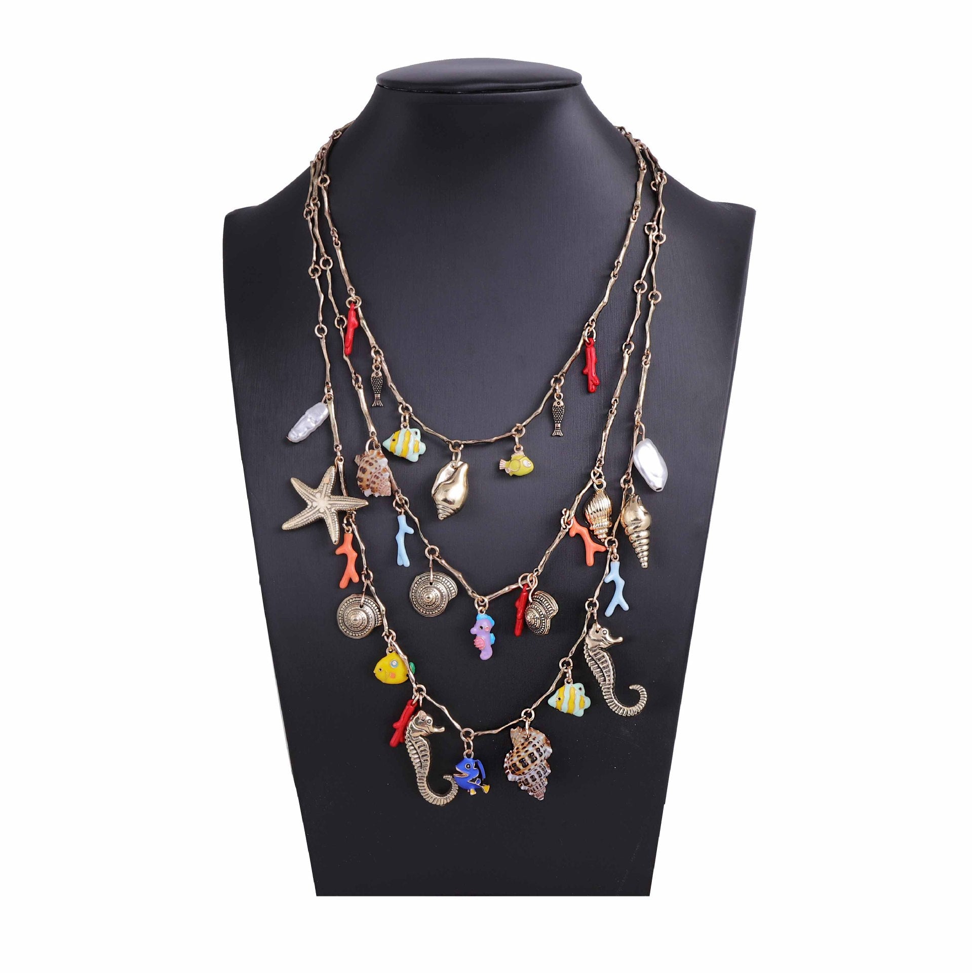 Classic Pearl Necklace with Timeless Appeal