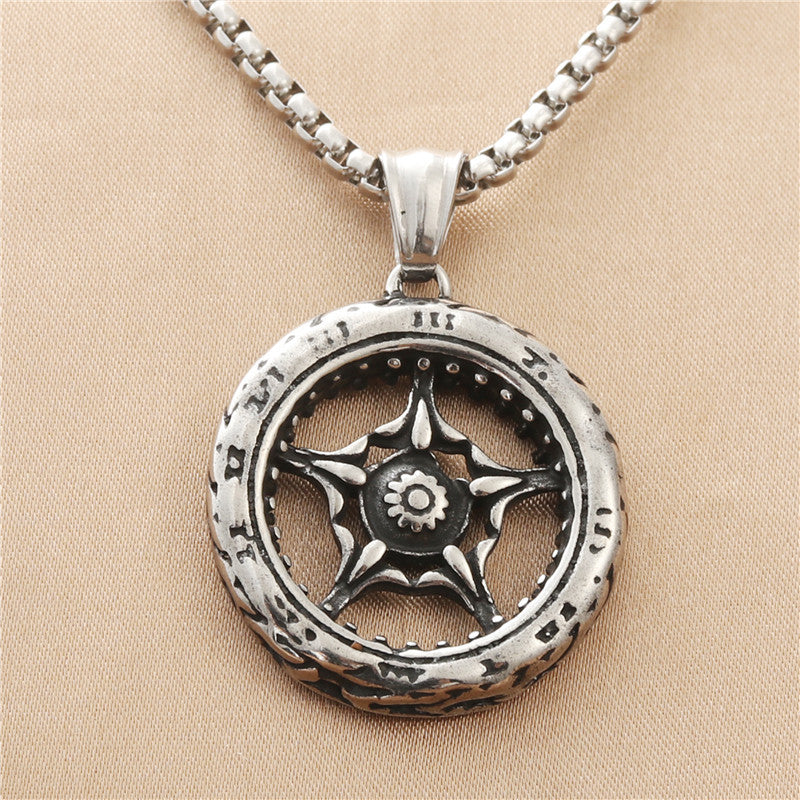Beautiful Pendant with Unique Style