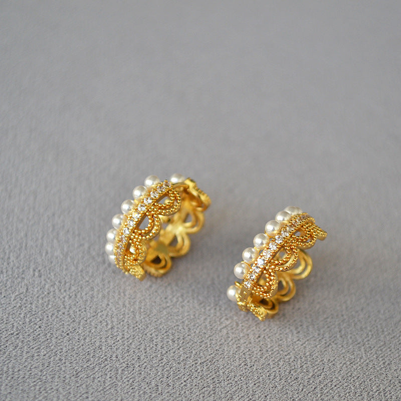 Vintage Handmade Gold Earring