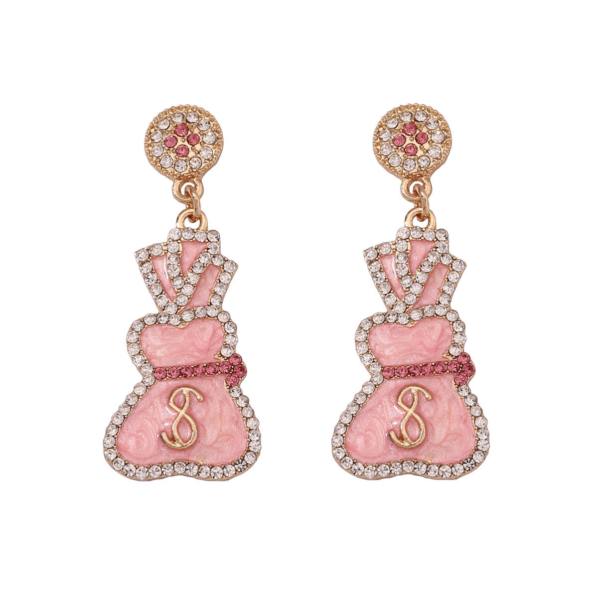 Charming Earring for Any Occasion
