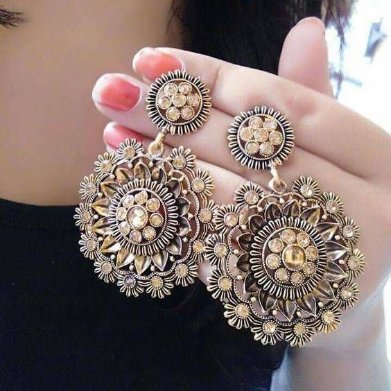 Vintage Handmade Earring