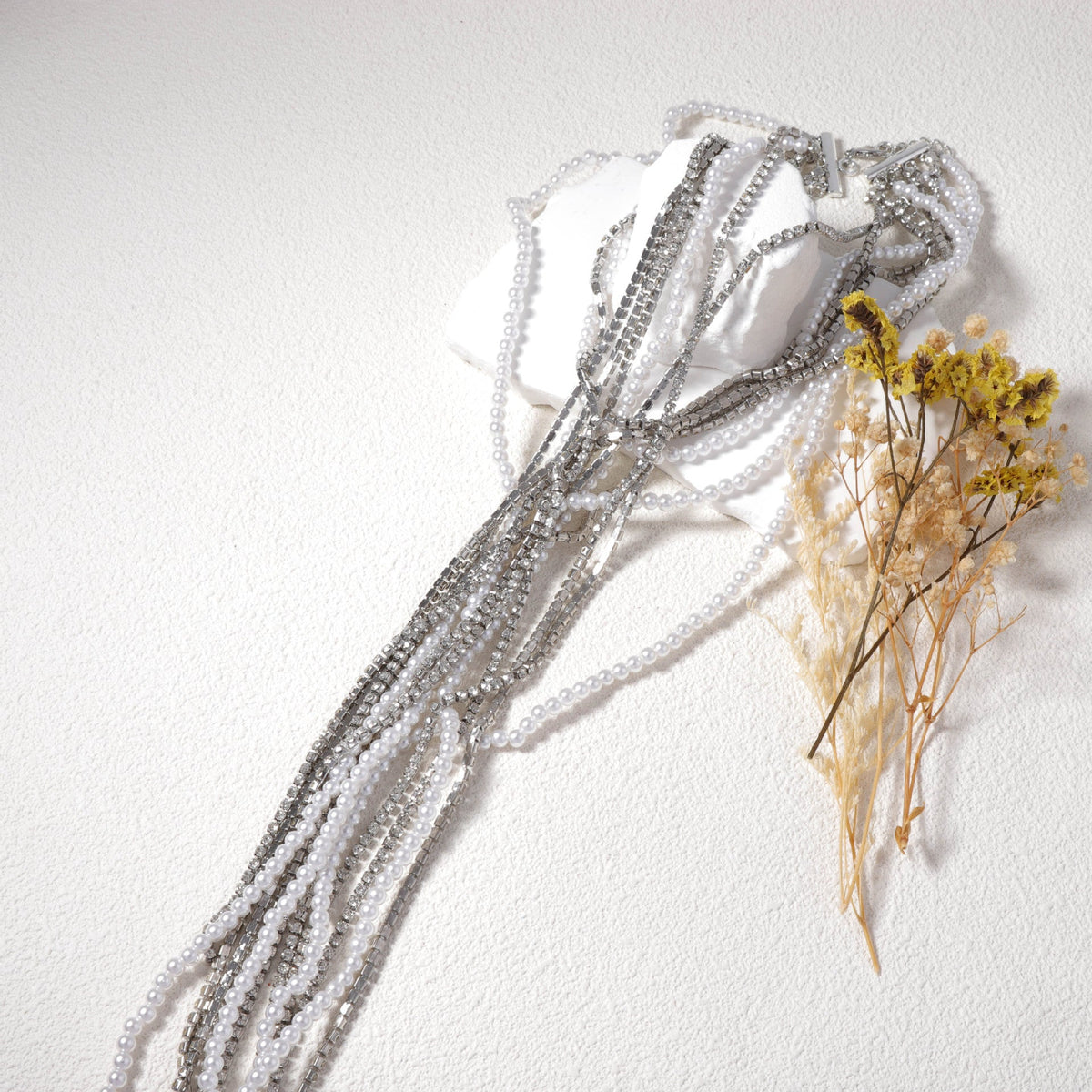 Charming Pearl Necklace for Any Occasion