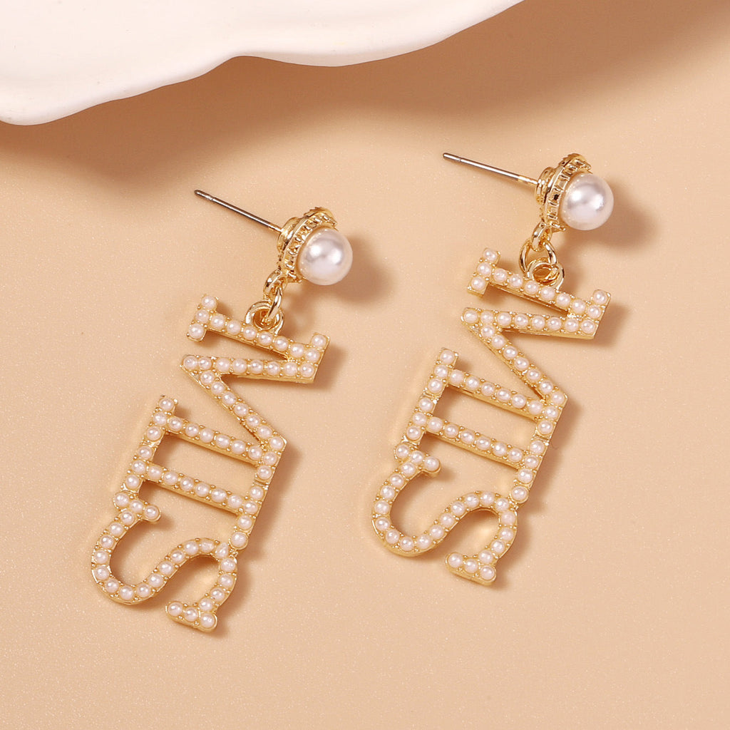 Stunning Pearl Earring for Daily Wear