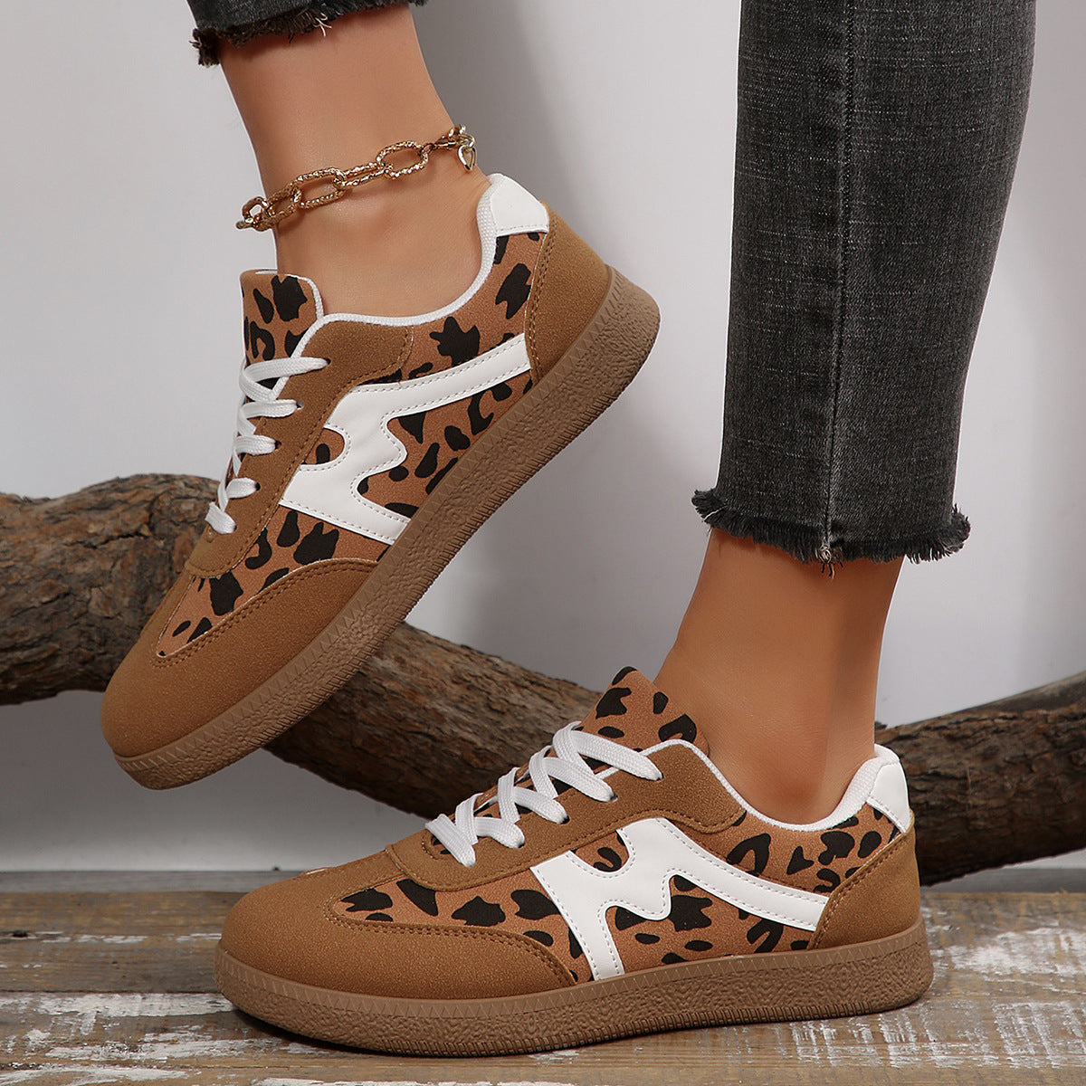 Graceful Orthopedic Sneakers for Modern Look